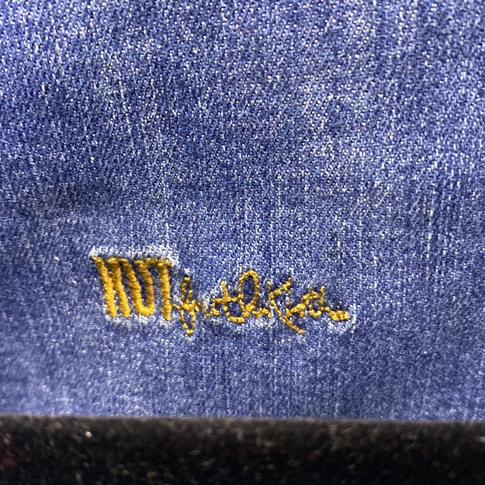Jean jacket - Picture 2 of 13